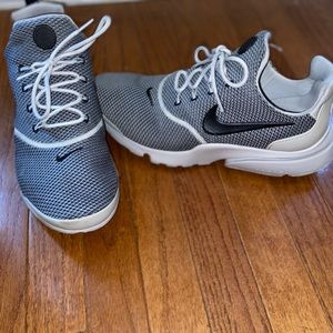 Nike men’s React Presto size 10